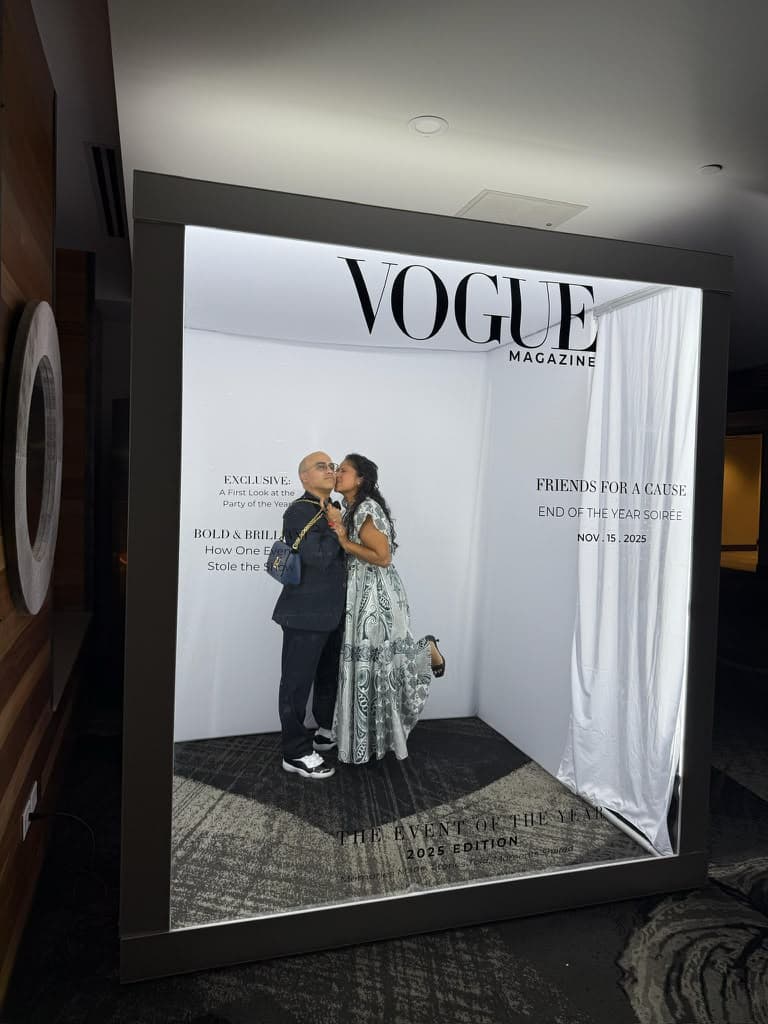 Custom Typography Vogue Overlay